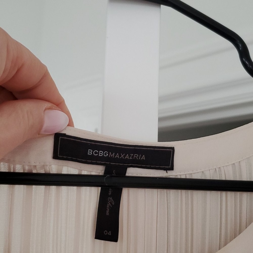 Dress - Picture 2 of 4